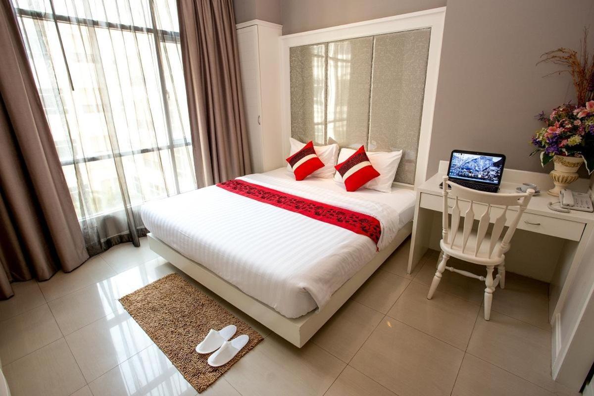 Hope Land Hotel 46/1 Bangkok Buitenkant foto
